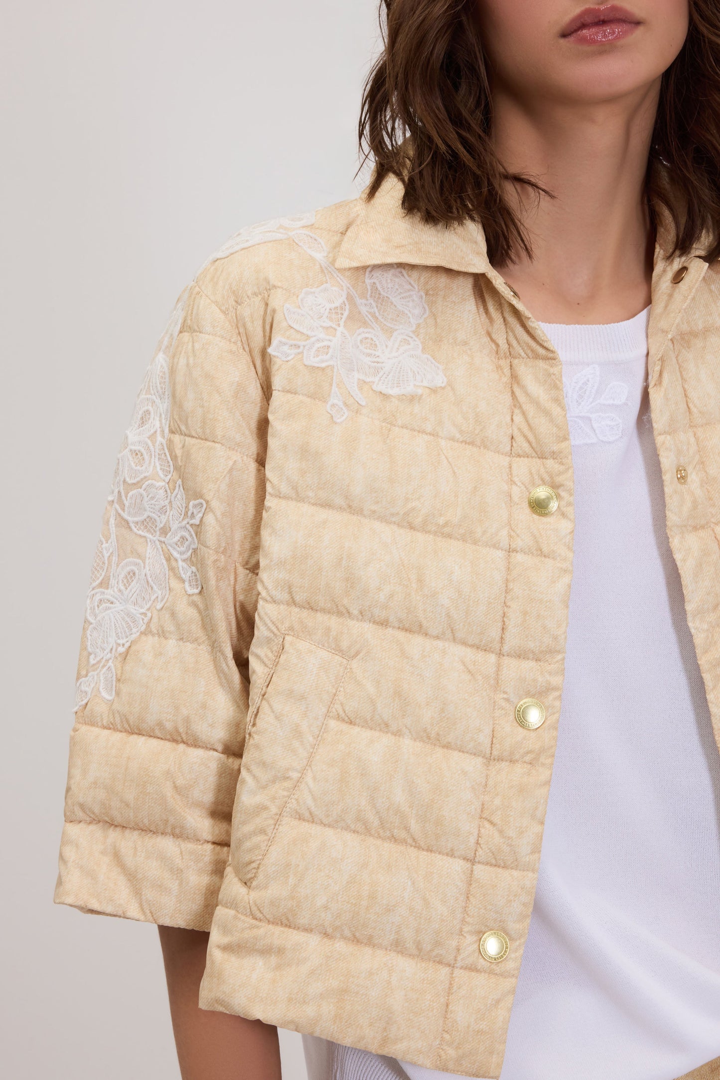 BASICXL CROPPED DUNJAKKE MED BRODERI