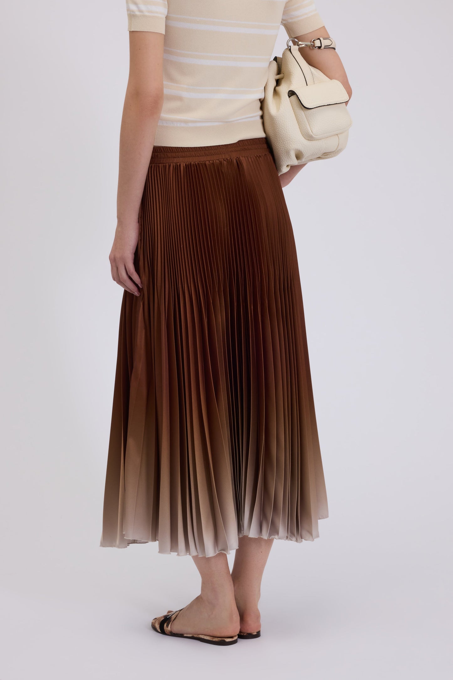 BASICXL MIDI SATIN NEDERDEL MED TROPISK PRINT