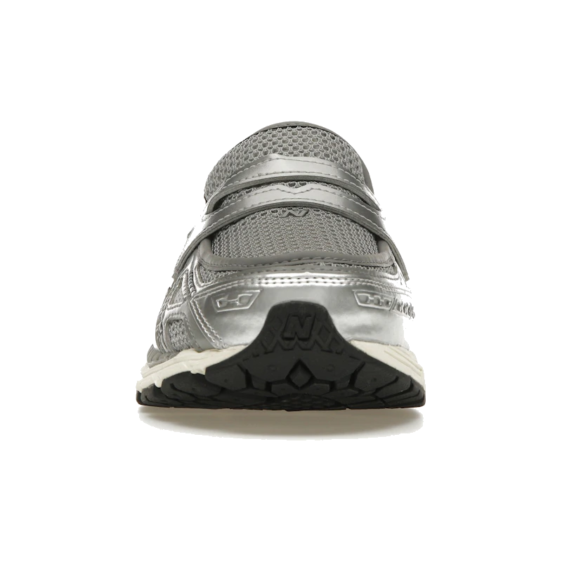 1906L Metallic Silver Loafer Sneaker – Metallisk Sølv & Shadow Grey (Unisex)